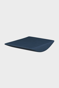 (navy)