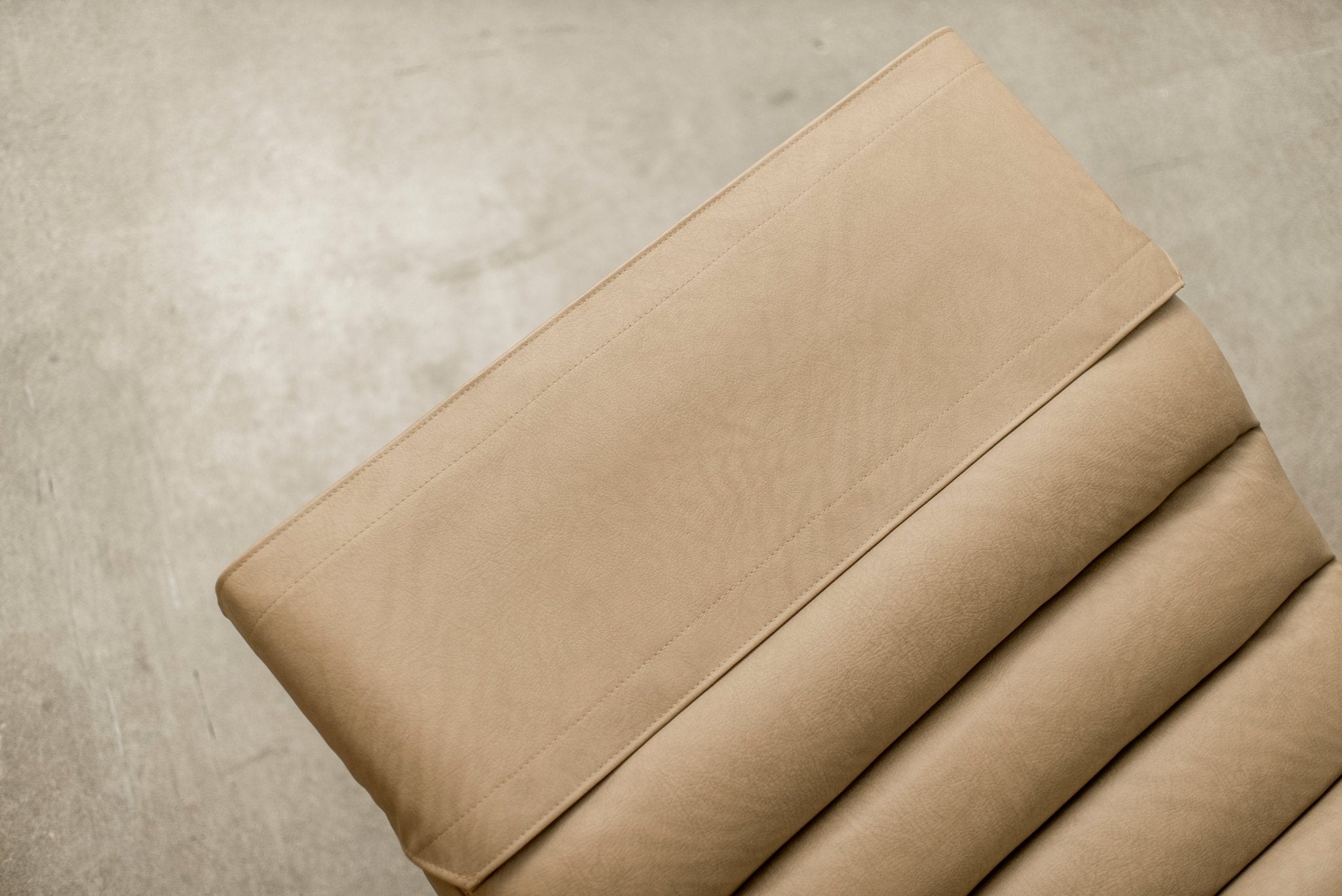 Headrest Wrap - Plush + Oak (start) (all)