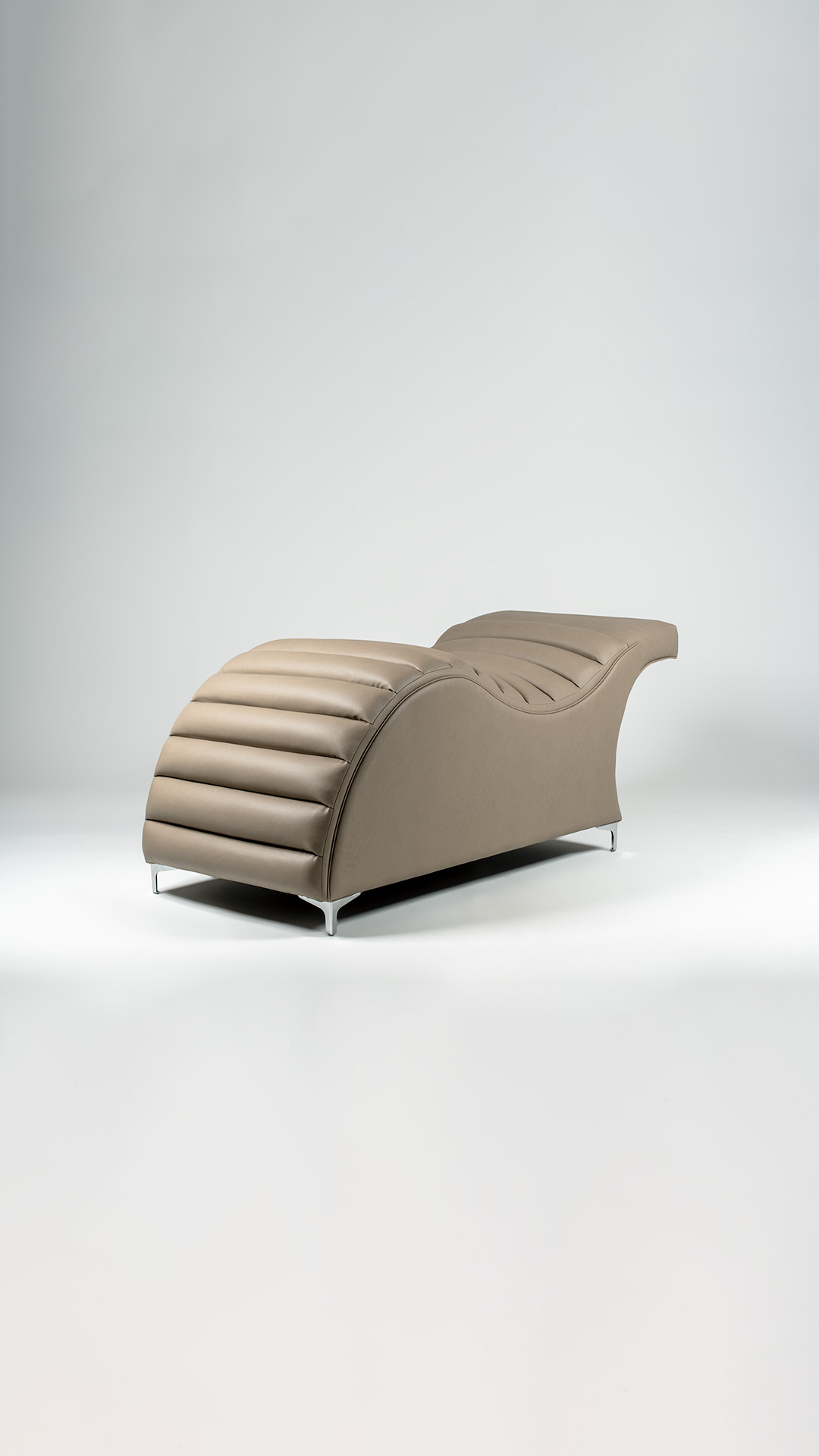 Edda Cloud® Ergonomic Salon Bed